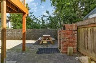 9480 Olson Pl SW, Seattle, WA 98106 - Photo 8