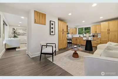 4364 151st Avenue SE, Bellevue, WA 98006 - Photo 4