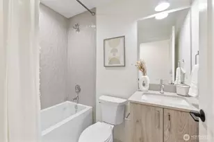 945 NW 61st St, Seattle, WA 98107 - Photo 8