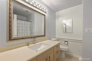 2501 Canterbury Ln E, Seattle, WA 98112 - Photo 24