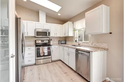 6010 52nd Street NE, Marysville, WA 98270 - Photo 8