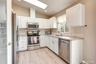 6010 52nd St NE, Marysville, WA 98270 - Photo 8