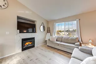 6010 52nd St NE, Marysville, WA 98270 - Photo 2