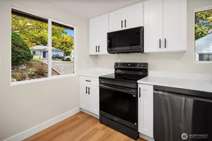 12026 70th Ave S, Seattle, WA 98178 - Photo 10