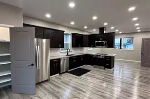 426 E Curtis, Aberdeen, WA 98520 - Photo 10