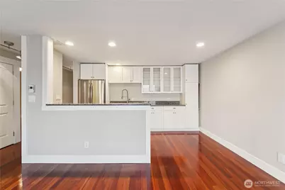 65 Kirkland Avenue #106, Kirkland, WA 98033 - Photo 8