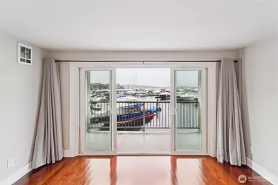 65 Kirkland Avenue #106, Kirkland, WA 98033 - Photo 4