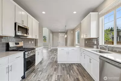 12977 Summer Lane E, Bonney Lake, WA 98391 - Photo 8