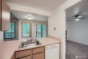 17419 119th Ln SE, Renton, WA 98058 - Photo 10