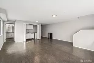 9215 Linden Ave N, Seattle, WA 98103 - Photo 22