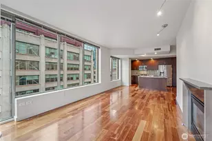 910 Lenora St, Seattle, WA 98121 - Photo 14