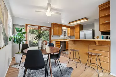 10219 15th Avenue NE, Seattle, WA 98125 - Photo 10