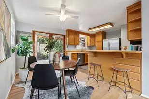 10219 15th Ave NE, Seattle, WA 98125 - Photo 10