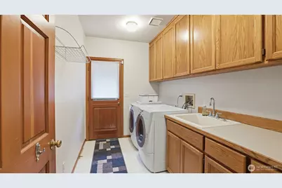 4715 227th Place SE, Sammamish, WA 98075 - Photo 24