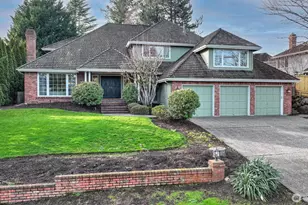 4715 227th Pl SE, Sammamish, WA 98075 - Photo 2