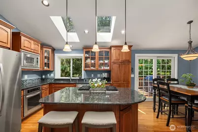 22848 NE 26th Street, Sammamish, WA 98074 - Photo 4