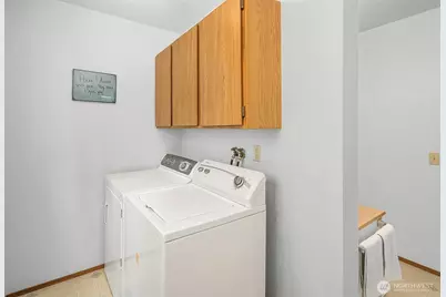 22848 NE 26th Street, Sammamish, WA 98074 - Photo 20