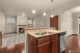 4321 24th St SE, Puyallup, WA 98374 - Photo 8