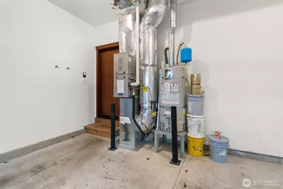 4321 24th Street SE, Puyallup, WA 98374 - Photo 32