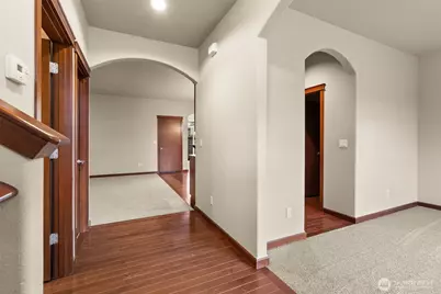 4321 24th Street SE, Puyallup, WA 98374 - Photo 4