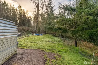 215 North Avenue, Kelso, WA 98626 - Photo 32