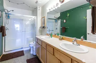 3611 Portage Ln, Anacortes, WA 98221 - Photo 18