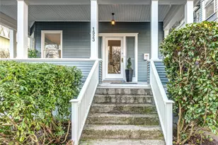 1523 35th Ave, Seattle, WA 98122 - Photo 2