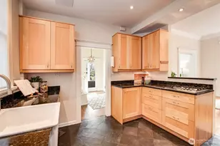 1523 35th Ave, Seattle, WA 98122 - Photo 14