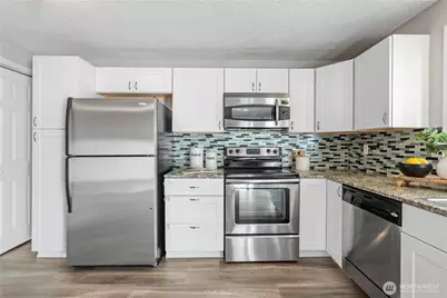 31921 46th Avenue SW, Federal Way, WA 98023 - Photo 12