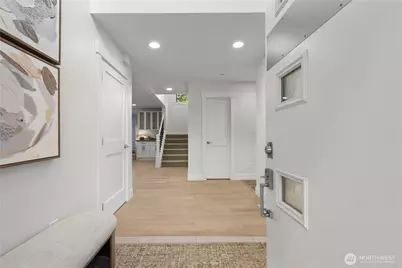 14540 Stone Avenue N, Shoreline, WA 98133 - Photo 4