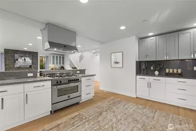 14540 Stone Avenue N, Shoreline, WA 98133 - Photo 14