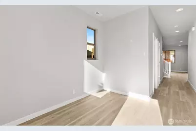 12510 SE 256th Place #7, Kent, WA 98030 - Photo 2