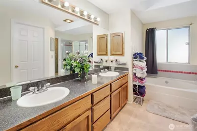 11908 NE 168th Street, Bothell, WA 98011 - Photo 18