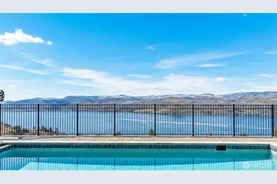 144 Mirabella Drive, Chelan, WA 98816 - Photo 2