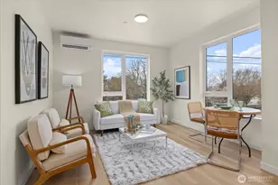 2374 Franklin Ave E, Seattle, WA 98102 - Photo 8