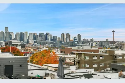 2374 Franklin Avenue E, Seattle, WA 98102 - Photo 28