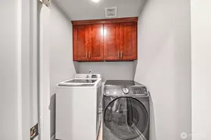 11130 NE 37th Ct, Bellevue, WA 98004 - Photo 24