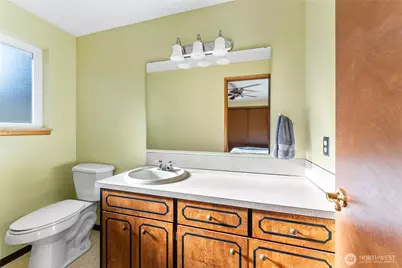 2212 Maxine Street SE, Lacey, WA 98503 - Photo 18