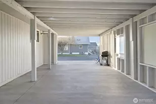 205 E Cedar St, Othello, WA 99344 - Photo 18