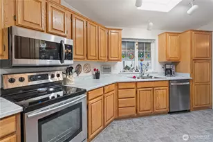 6638 Virgo Ln NE, Bremerton, WA 98311 - Photo 4