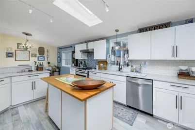 1238 W 11th Street, Port Angeles, WA 98363 - Photo 8