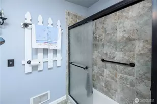 1238 W 11th St, Port Angeles, WA 98363 - Photo 16