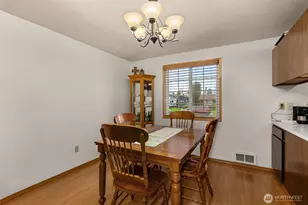 1704 W Mellen St, Centralia, WA 98531 - Photo 14