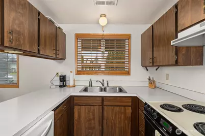 1704 W Mellen Street, Centralia, WA 98531 - Photo 12