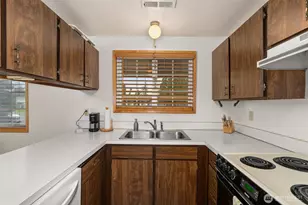 1704 W Mellen St, Centralia, WA 98531 - Photo 12