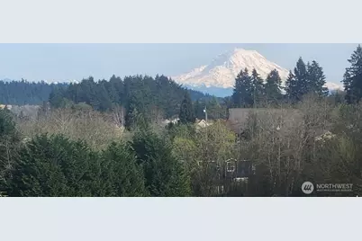 8309 Bayridge Avenue, Gig Harbor, WA 98335 - Photo 2