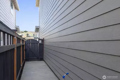 9028 Buttercup Street SE, Tumwater, WA 98501 - Photo 14