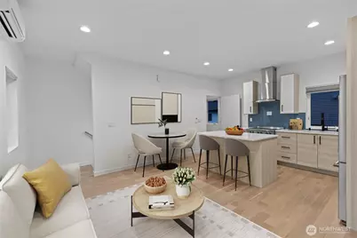 3239 61st Avenue SW #unit B, Seattle, WA 98116 - Photo 8