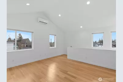 3239 61st Avenue SW #unit B, Seattle, WA 98116 - Photo 18