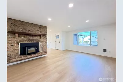 832 S 74th Street, Tacoma, WA 98408 - Photo 6